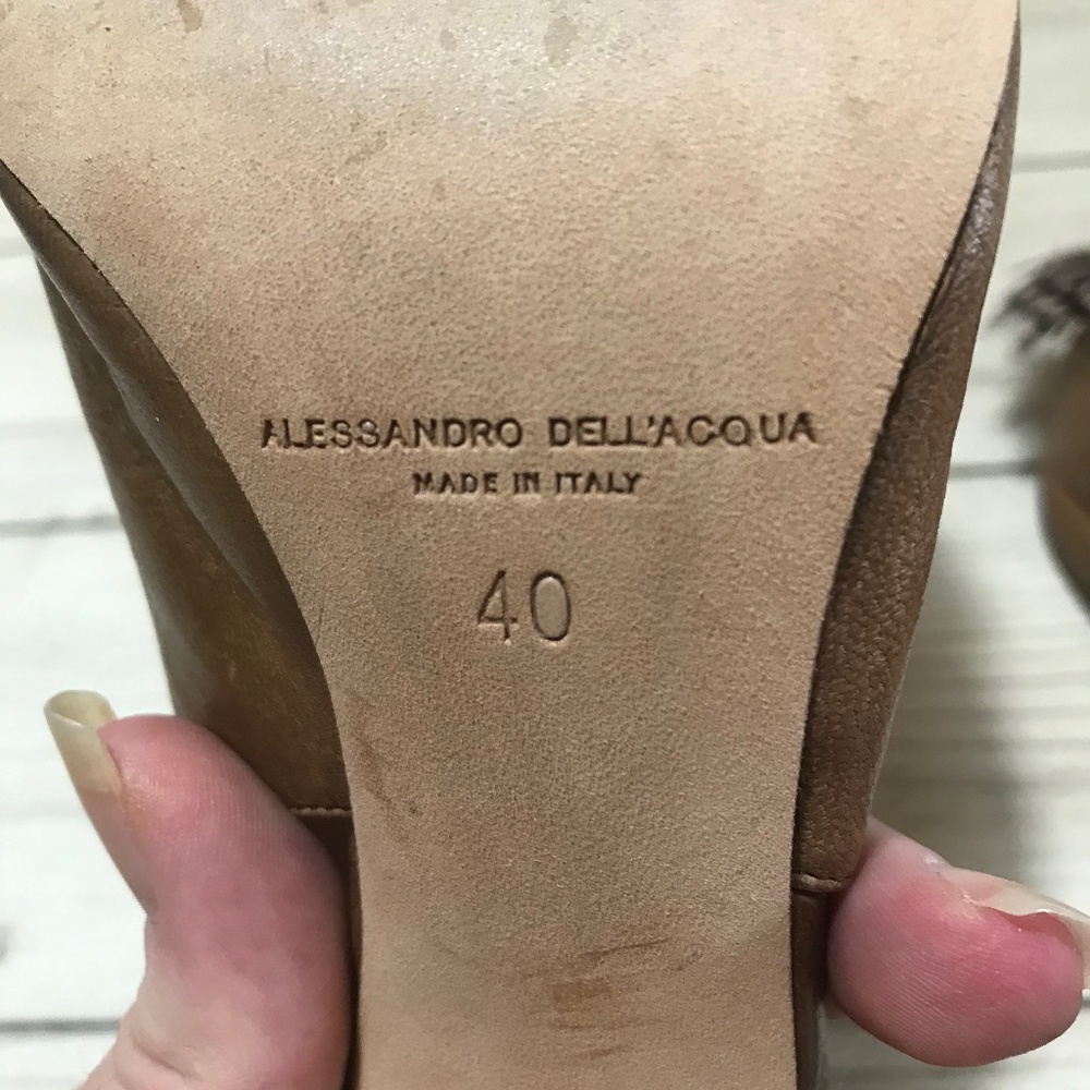 Alessandro Dell'Acqua Feather and Leather Pumps - Picture 13 of 16